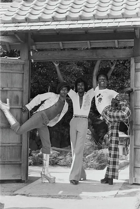 Framed Print : Soul Train Dancers Framed Print : Soul Train Dancers