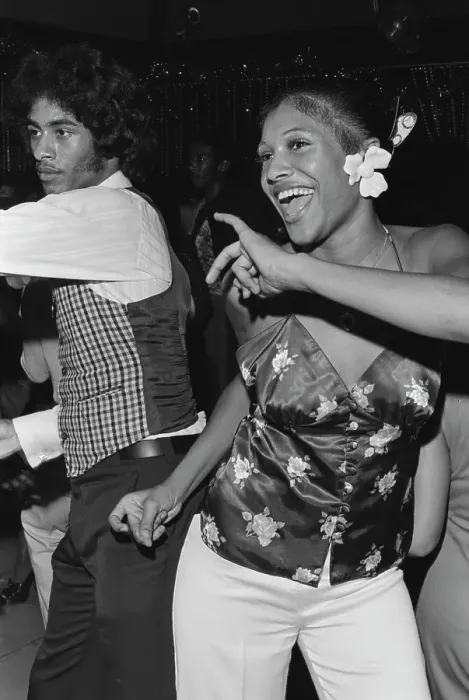 Framed Print : Soul Train Dancers Attend Speakeasy Xmas Party Framed Print : Soul Train Dancers Attend Speakeasy Xmas Party