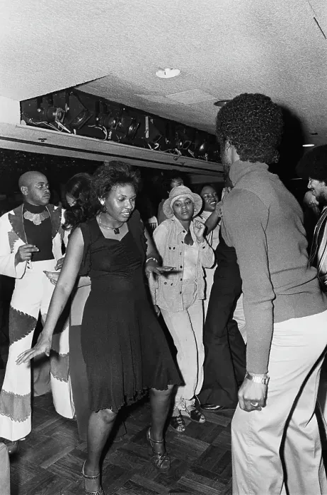 Framed Print : Soul Train Dancers (Right On! Magazine) Framed Print : Soul Train Dancers (Right On! Magazine)