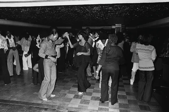 Framed Print : Soul Train Dancers (Right On! Magazine) Framed Print : Soul Train Dancers (Right On! Magazine)