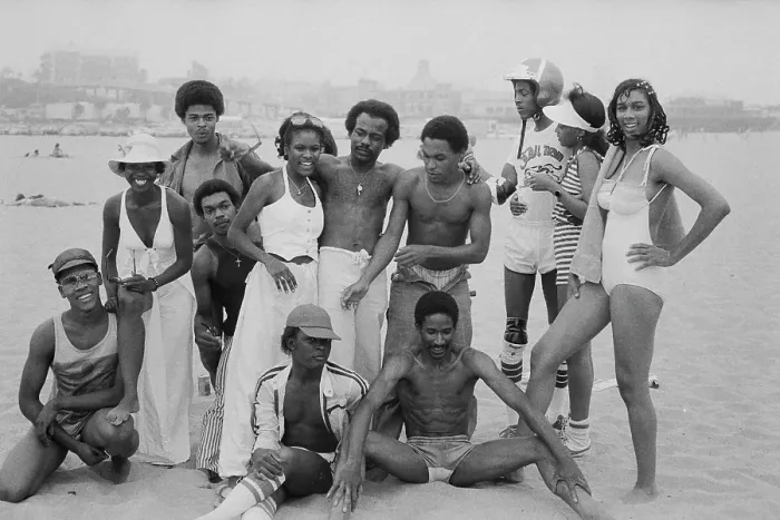 Framed Print : Soul Train Dancers (Right On! Magazine) Framed Print : Soul Train Dancers (Right On! Magazine)