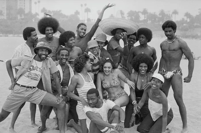 Framed Print : Soul Train Dancers (Right On! Magazine) Framed Print : Soul Train Dancers (Right On! Magazine)