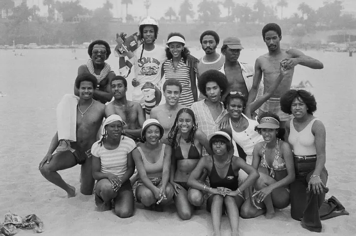 Framed Print : Soul Train Dancers (Right On! Magazine) Framed Print : Soul Train Dancers (Right On! Magazine)