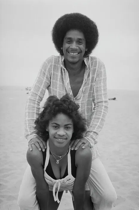 Framed Print : Soul Train Dancers (Right On! Magazine) Framed Print : Soul Train Dancers (Right On! Magazine)
