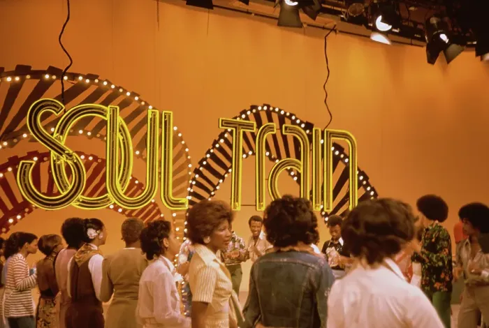 Framed Print : Soul Train Line Show