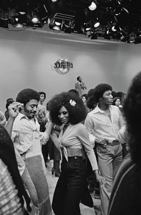 Framed Print : Soul Train On Set Framed Print : Soul Train On Set