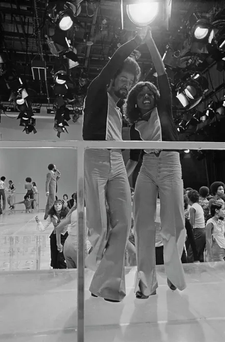 Framed Print : Soul Train On Set Framed Print : Soul Train On Set