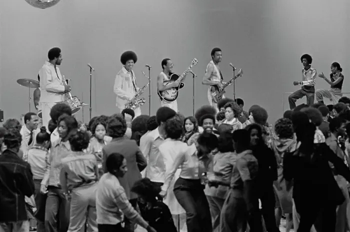 Framed Print : Soul Train On Set Framed Print : Soul Train On Set