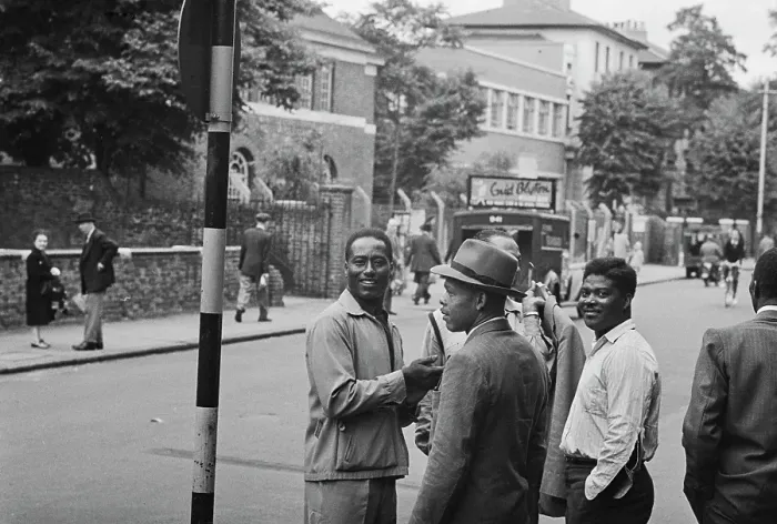 Framed Print : South Londoners Framed Print : South Londoners