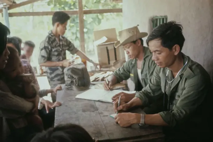 Framed Print : South Vietnamese Civil Irregular Defense Group Framed Print : South Vietnamese Civil Irregular Defense Group