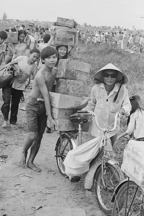 Framed Print : South Vietnamese Civilians Carrying Food