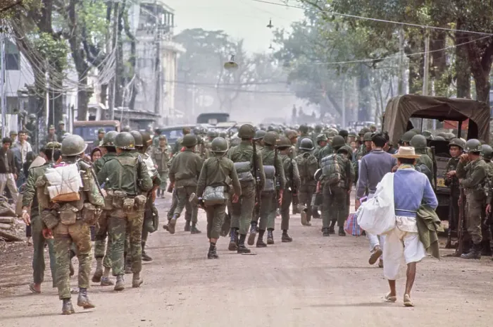 Framed Print : South Vietnamese Troops, Hue