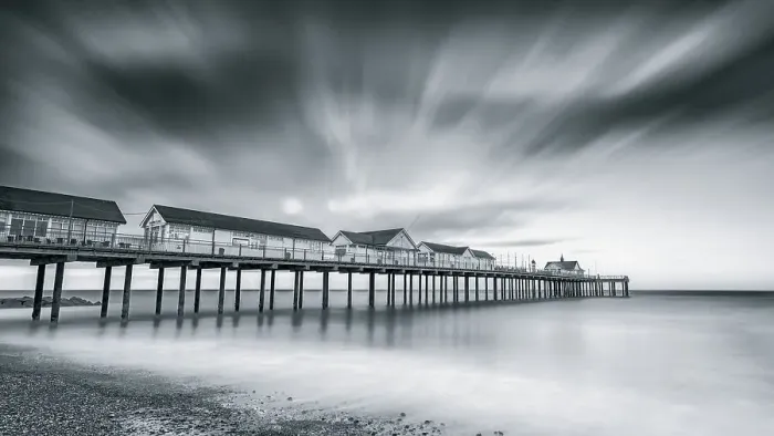 Framed Print : Southwold Pier Steel Dawn Framed Print : Southwold Pier Steel Dawn