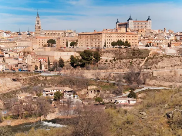 https://www.fineartstorehouse.com/p/629/spain-toledo-river-tagus-cathedral-alcazar-11982828.jpg.webp