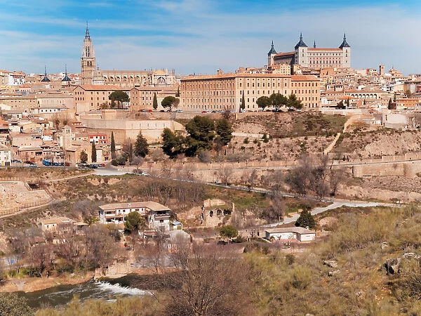 Spain, Toledo, River Tagus, cathedral and Alcazar
