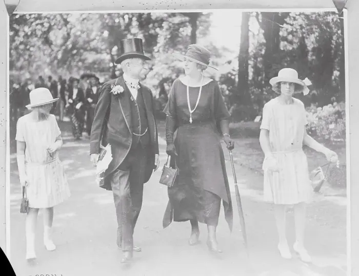 Framed Print : Spanish Leaders Strolling Together Framed Print : Spanish Leaders Strolling Together