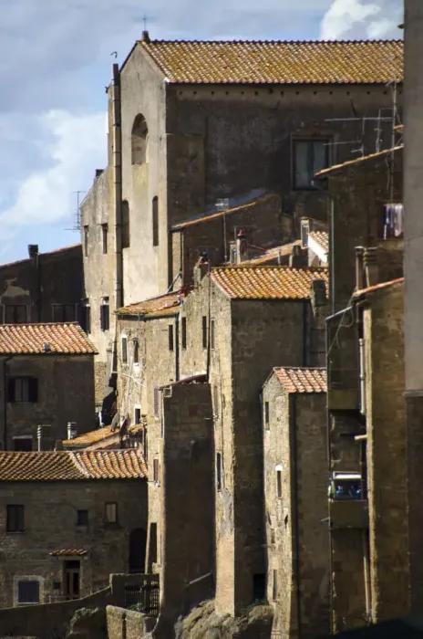 Framed Print : Spectacular Medieval Pitigliano in Italy