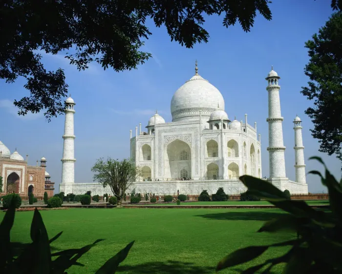 Framed Print : A spectacular view of Taj Mahal, Agra, India
