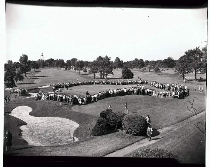 Framed Print : Spectators Surrounding Golf Course Green Framed Print : Spectators Surrounding Golf Course Green