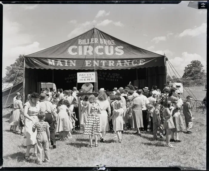 Framed Print : Spectators Waiting to Enter Biller Brothers Circus Framed Print : Spectators Waiting to Enter Biller Brothers Circus