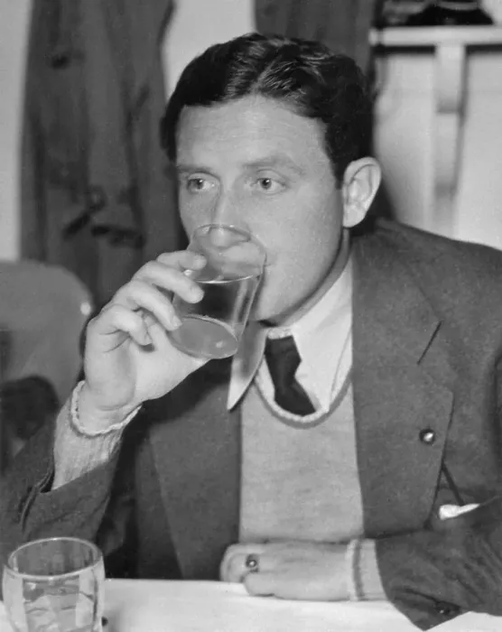 Framed Print : Spencer Tracy Drinking Water from a Glass Framed Print : Spencer Tracy Drinking Water from a Glass