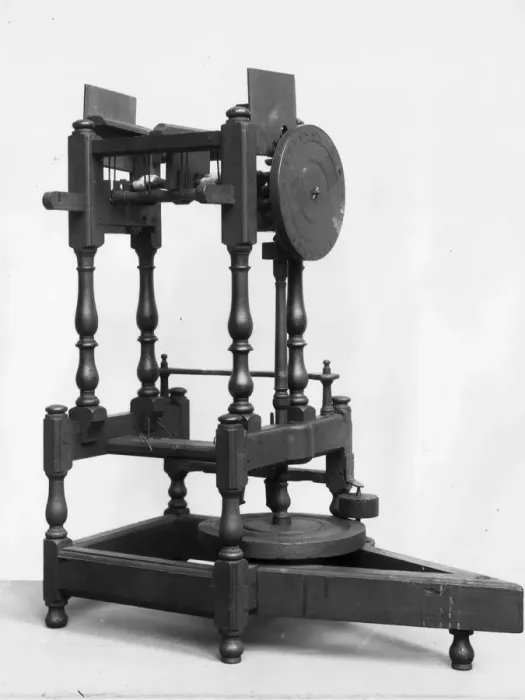 Framed Print : Spinning Machine Framed Print : Spinning Machine