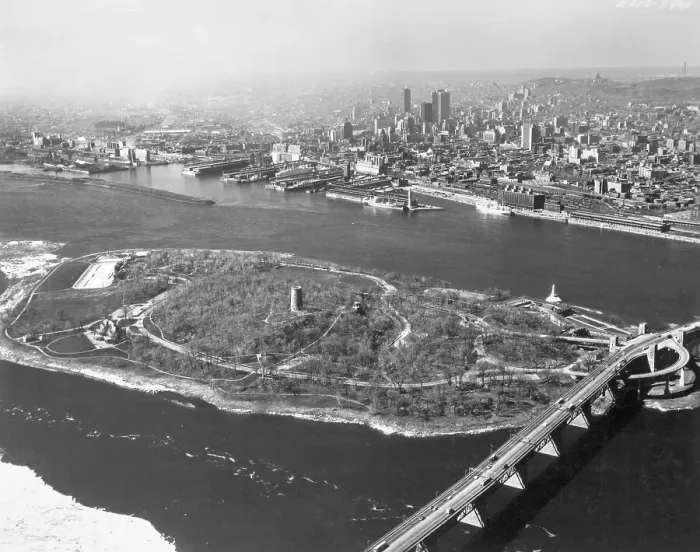 Framed Print : St. Helene's Island and Jacques Cartier Bridge