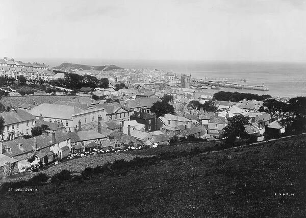 St. Ives, Cornwall, circa 1910. (Photo by London Stereoscopic Company / Hulton