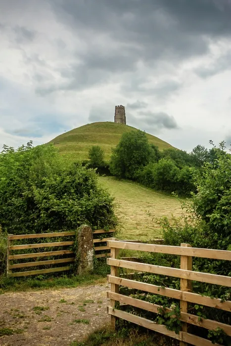 Framed Print : St Michael's Tower on Glastonbury Tor Framed Print : St Michael's Tower on Glastonbury Tor