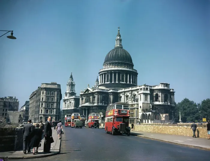 Framed Print : St. Paul's Cathedral Surrounded by Bomb Sites 1947 Framed Print : St. Paul's Cathedral Surrounded by Bomb Sites 1947