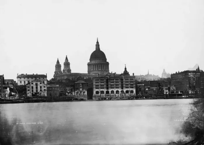 Framed Print : St Pauls From River Framed Print : St Pauls From River