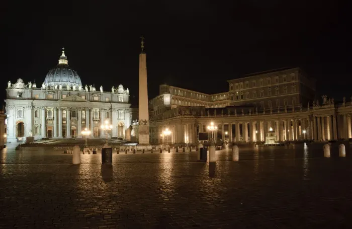 Framed Print : St. Peter Basilica Framed Print : St. Peter Basilica