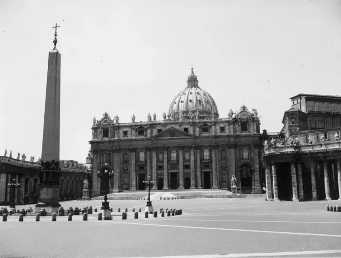 Framed Print : St Peters Cathedral Framed Print : St Peters Cathedral