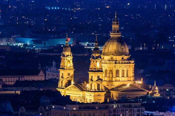 Framed Print : St. Stephens Cathedral in Budapest Framed Print : St. Stephens Cathedral in Budapest