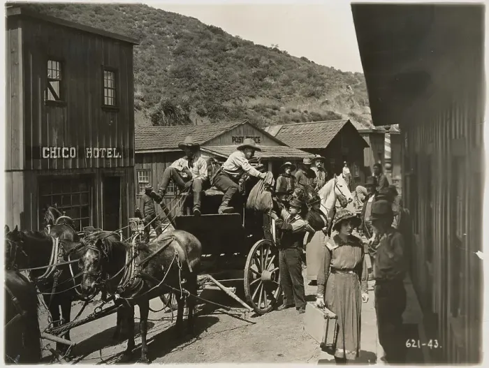 Framed Print : Stagecoach Delivering Mail Framed Print : Stagecoach Delivering Mail