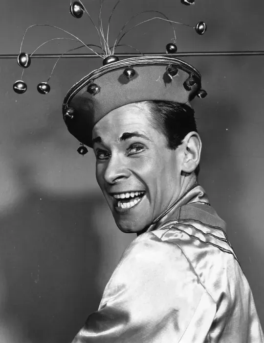 Framed Print : Stanley Baxter Framed Print : Stanley Baxter