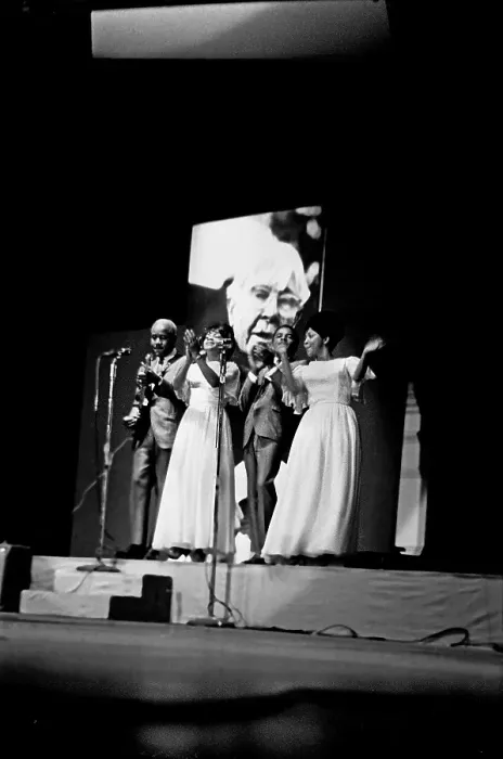 Framed Print : The Staple Singers At The New York Folk Festival Framed Print : The Staple Singers At The New York Folk Festival