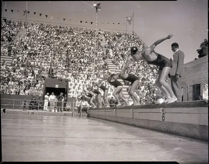 Framed Print : Start of Mens Freestyle Swim Framed Print : Start of Mens Freestyle Swim