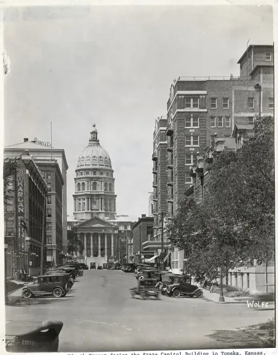 Framed Print : State Capital Building In Topeka Ks Framed Print : State Capital Building In Topeka Ks