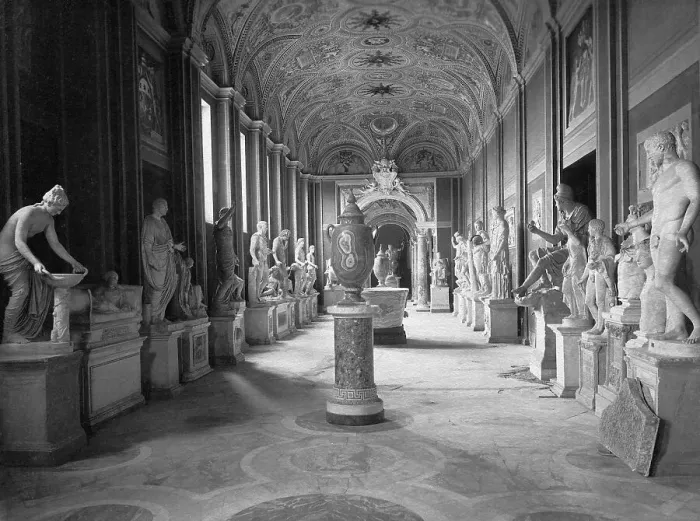 Framed Print : Statuary Gallery at the Vatican Museum Framed Print : Statuary Gallery at the Vatican Museum