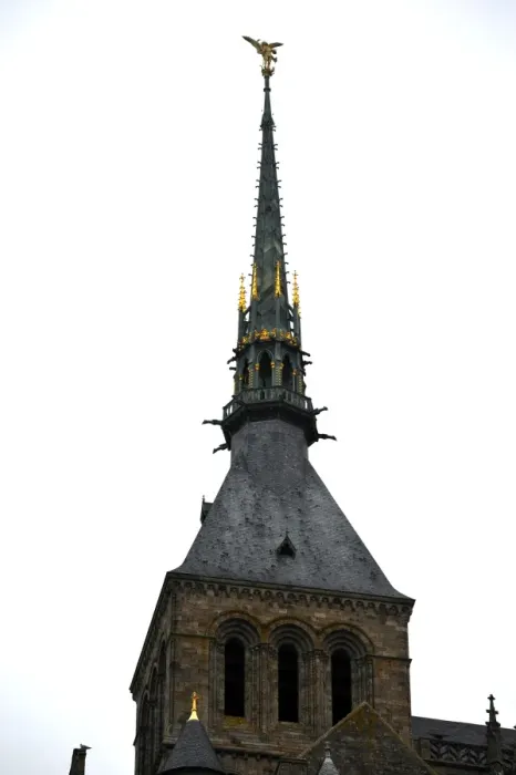 Framed Print : Statue of archange Saint Michel at Mont Saint-Michel of Normany region in France Framed Print : Statue of archange Saint Michel at Mont Saint-Michel of Normany region in France