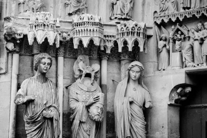 Framed Print : Statue on Notre-Dame de Reims, Reims Cathedral Framed Print : Statue on Notre-Dame de Reims, Reims Cathedral