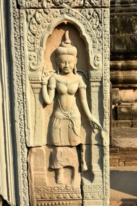 Framed Print : Statue at Phimeanakas temple angkor Cambodia