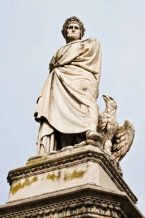 Framed Print : Statue at the Plazza Santa Croce in Florence, Tuscany, Italy, Europe Framed Print : Statue at the Plazza Santa Croce in Florence, Tuscany, Italy, Europe