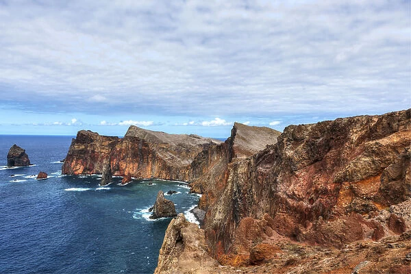 Steep cliffs on the volcanic peninsula of Ponta de Sao Lourenco, nature reserve, Funchal, Canical, Ilha da Madeira, Portugal