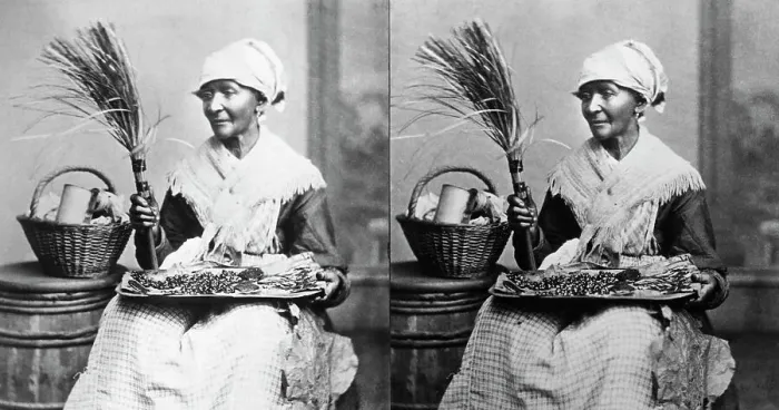 Framed Print : Stereoscope View Of Black Woman Vendor Framed Print : Stereoscope View Of Black Woman Vendor
