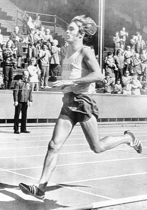 Framed Print : Steve Prefontaine Crossing Finish Line Framed Print : Steve Prefontaine Crossing Finish Line