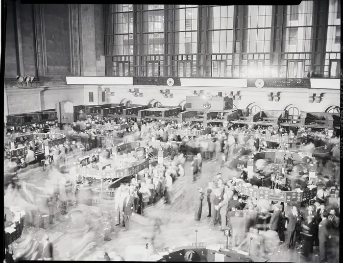 Framed Print : Stock Exchange Before Air Raid Test Framed Print : Stock Exchange Before Air Raid Test
