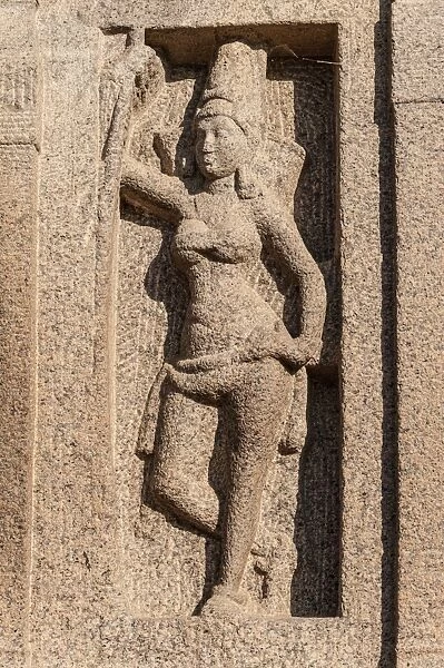 Stone carving, Indian deity, Shore Temple, Mahabalipuram, Kanchipuram, Tamil Nadu, India