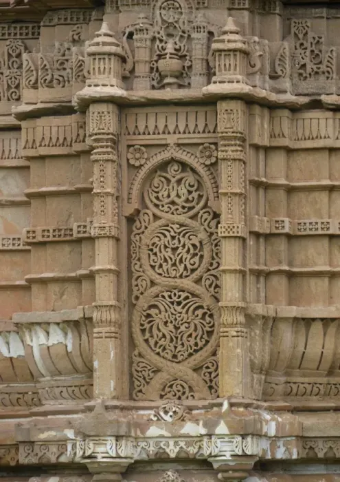 Framed Print : Stone carvings at Juma Masjid
